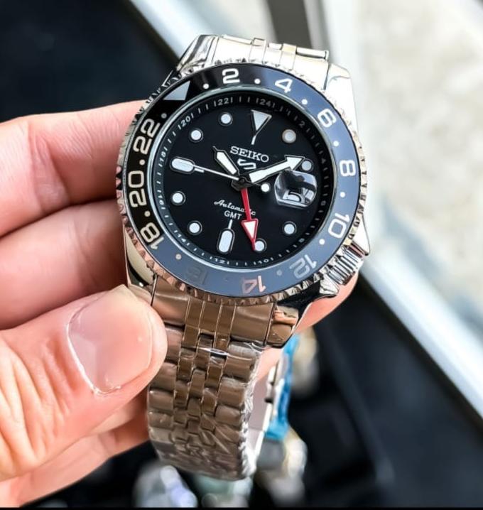 Seiko 5 Sports Automatic